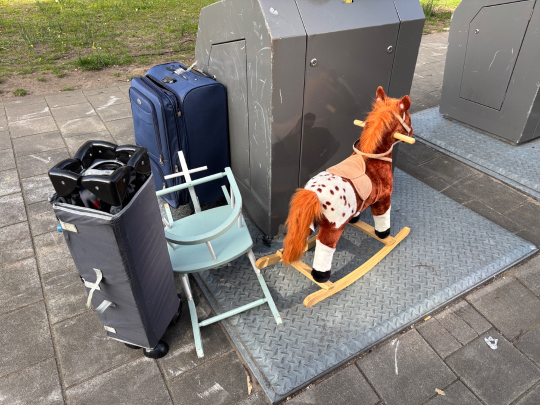 Kid's stuff, looks intact and clean. 2