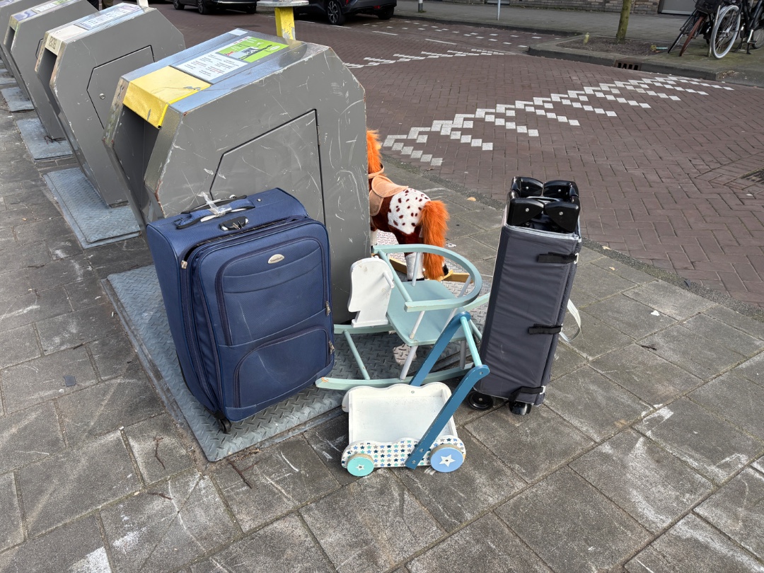 Kid's stuff, looks intact and clean. 3