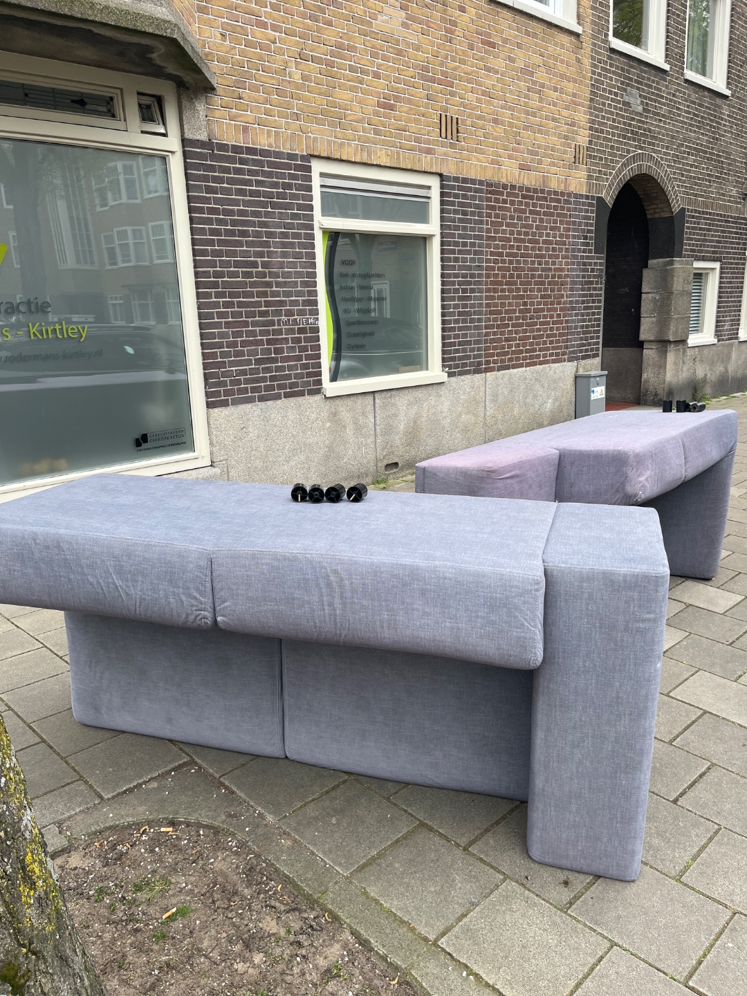 Item found on Amsterdam, Stadionbuurt, Van Tuyll Van Serooskerkenweg 79 2