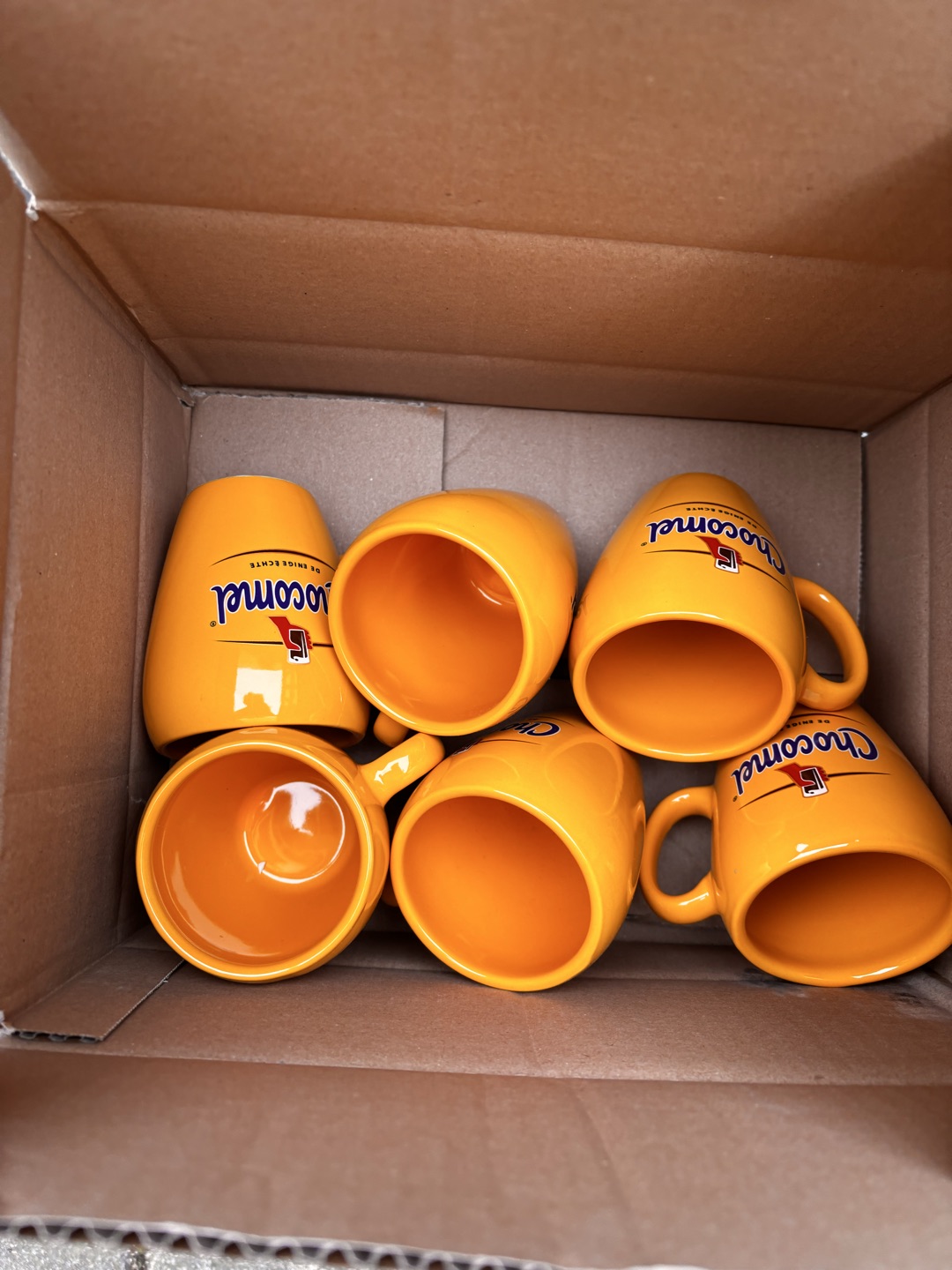 Chocomelk glazen en mokken (3 dozen) 1