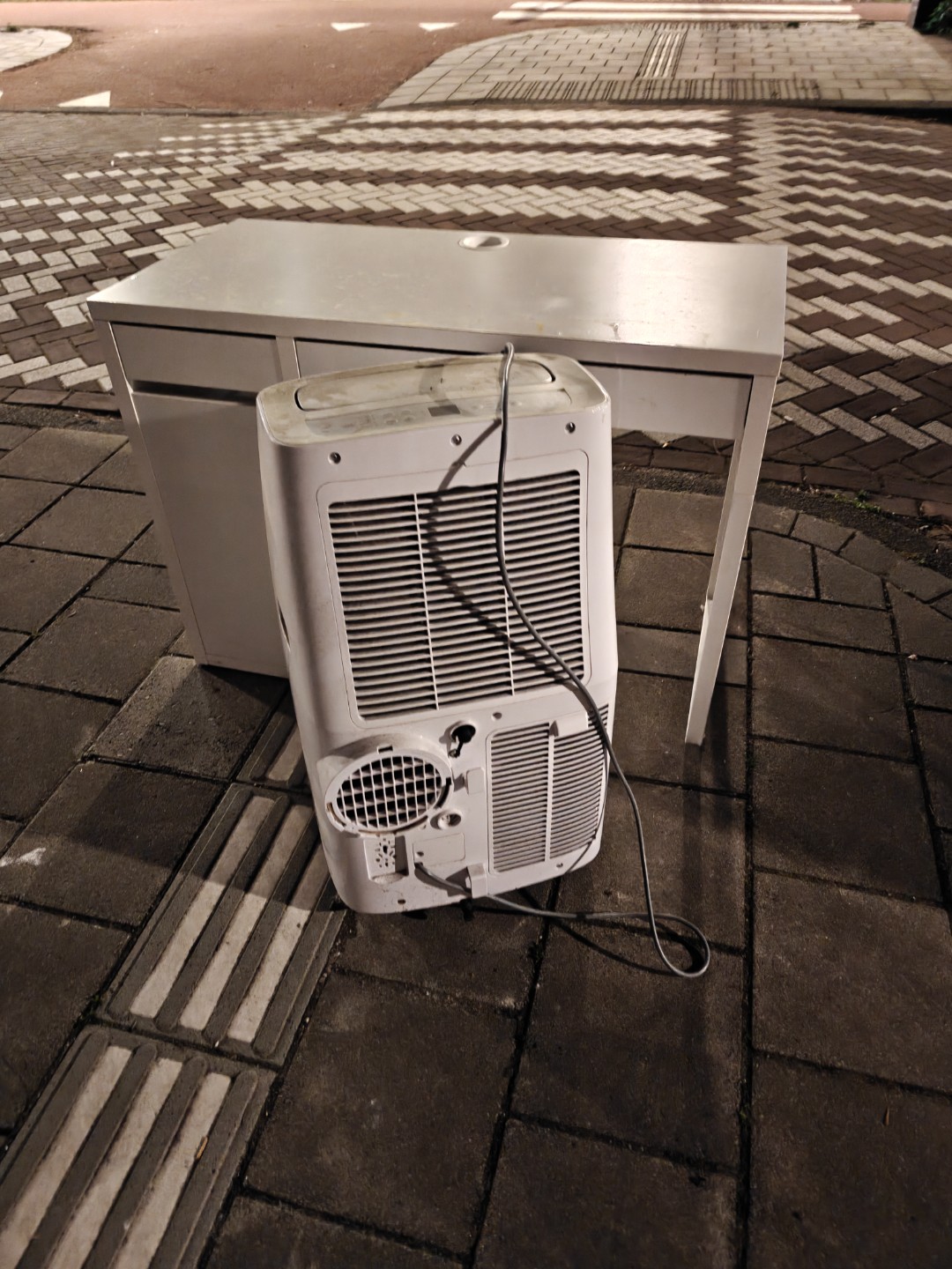 Item found on Amsterdam, Rijnbuurt, President Kennedylaan 12 2