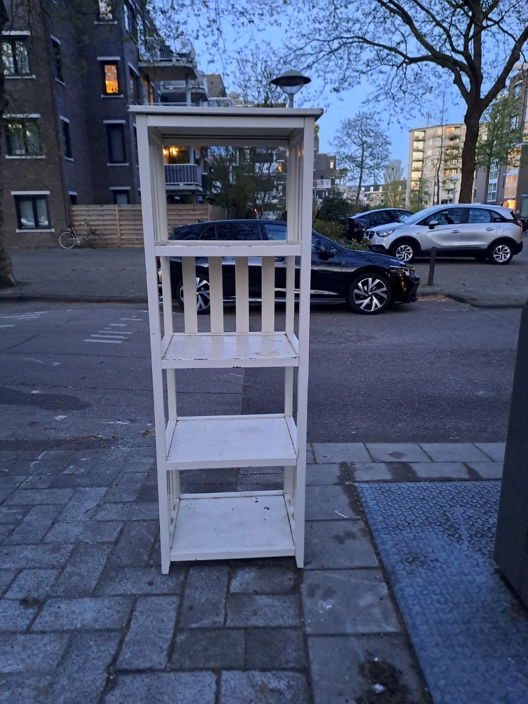 Item found on Amsterdam, Centrale Markt, Marcantilaan 489 1