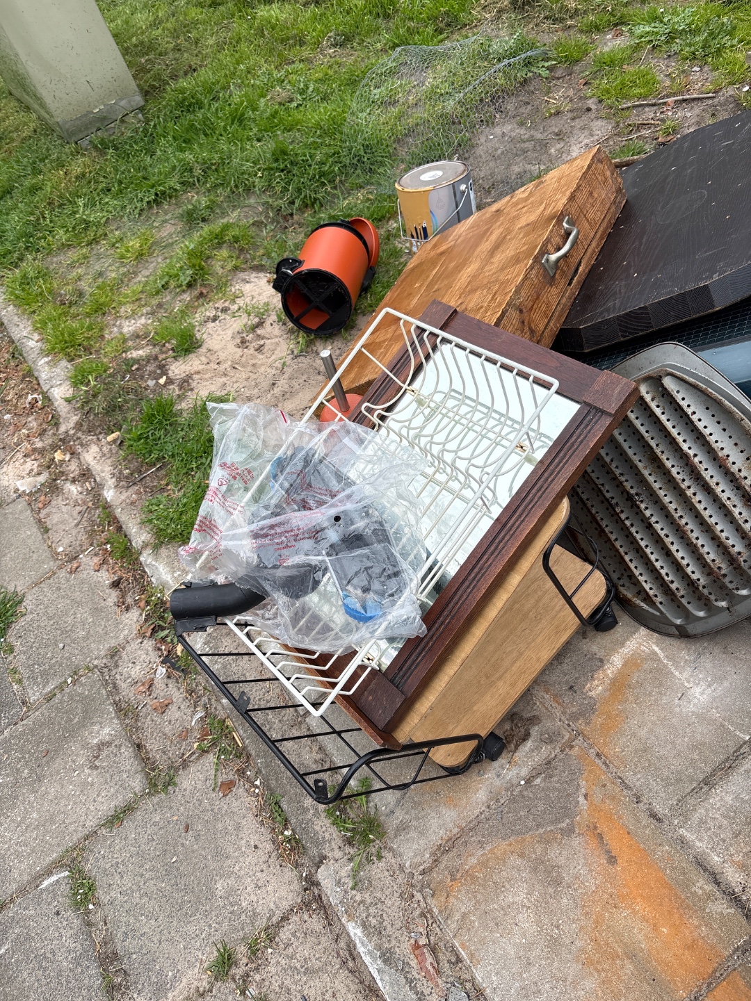 Item found on Amsterdam, Tuindorp Oostzaan, Kometensingel 15 2