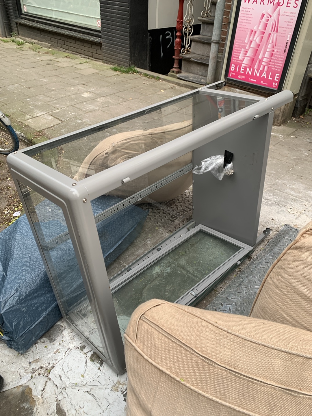 Item found on Amsterdam, De Pijp, Van Woustraat 43 3