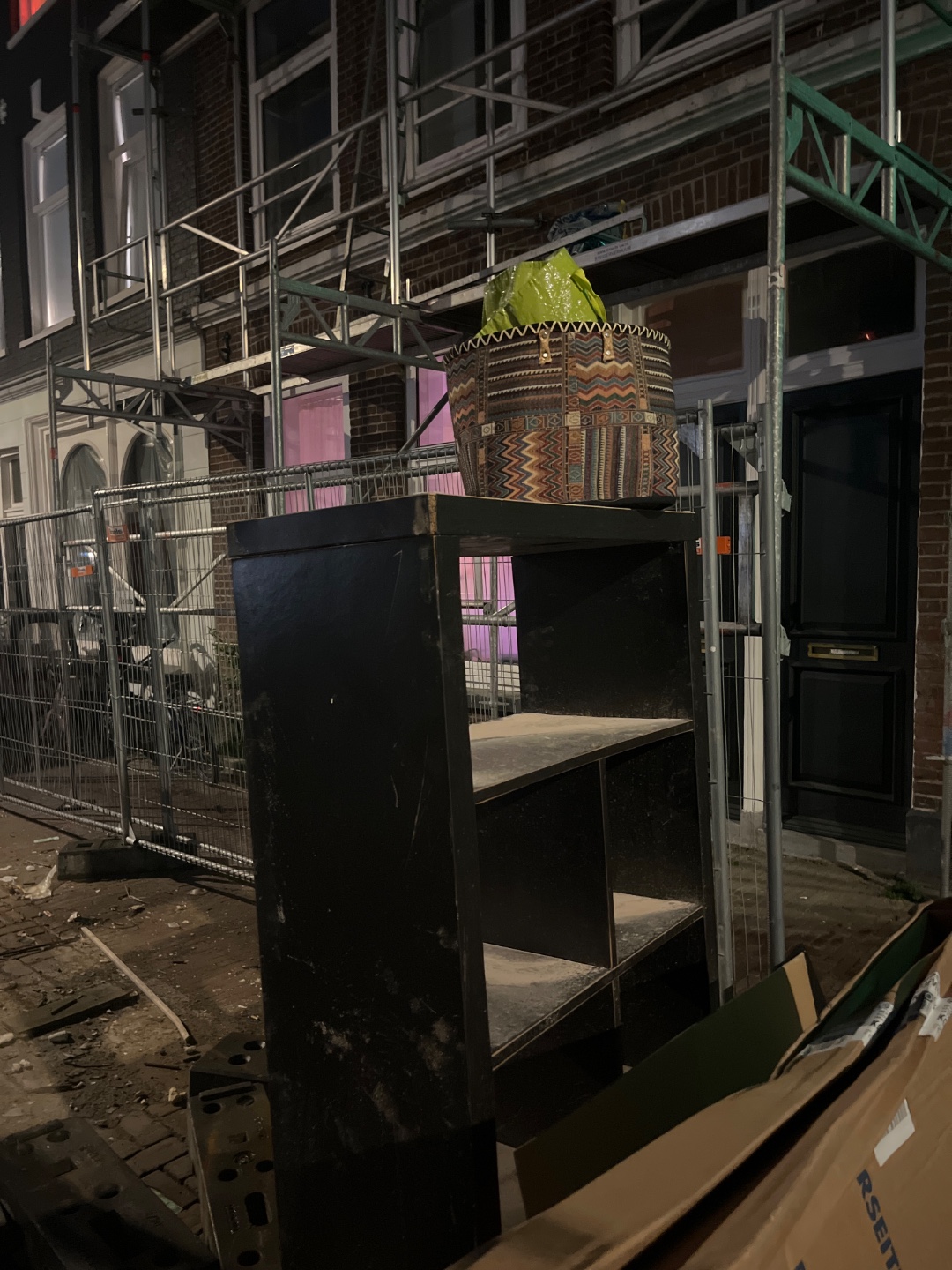 Govert flinckstraat in front of robby nelson training 2