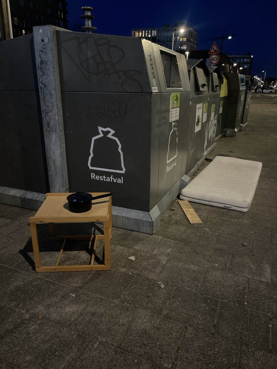 Single bed mattress, kobalt blue pot, brown bed side table 1