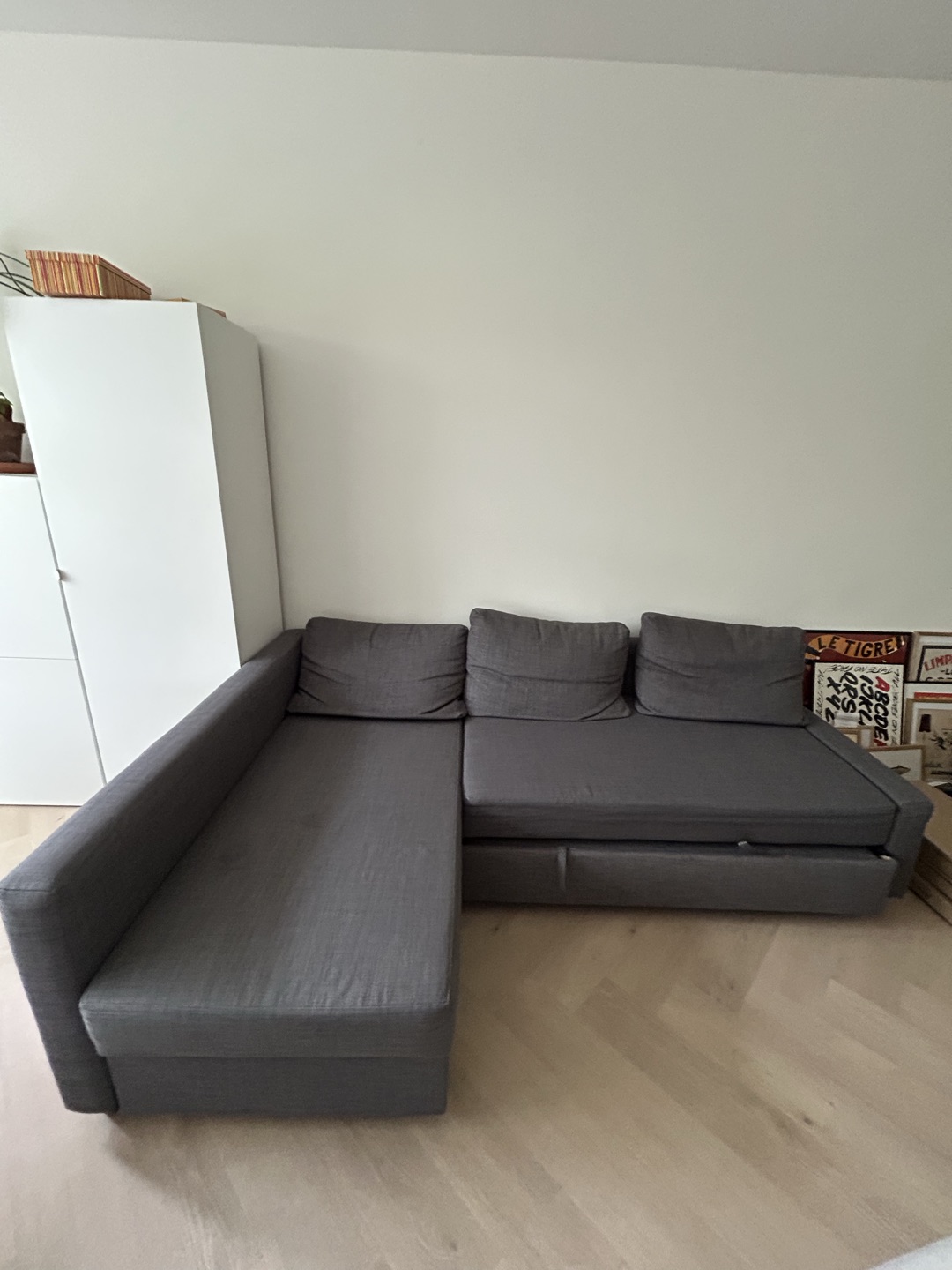 Couch from IKEA still in very good conditions. Screws are under the chaise longue 1