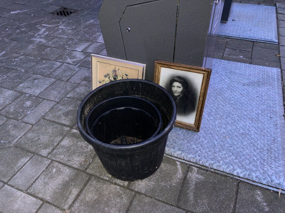 Item found on Amsterdam, Zuid, Scheldebuurt, Roerstraat 5 1