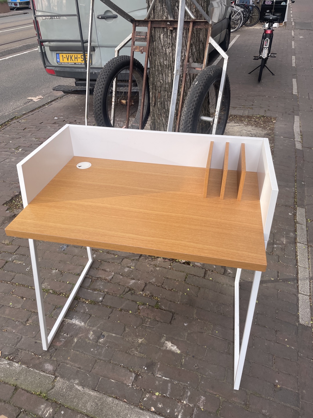 Item found on Amsterdam, Da Costabuurt, Bilderdijkstraat 112 1