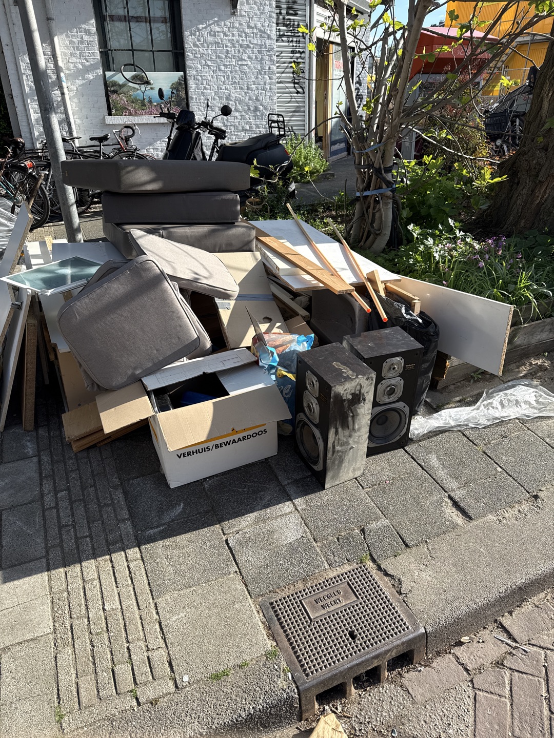 Item found on Amsterdam, Westindische Buurt, Nepveustraat 25 1