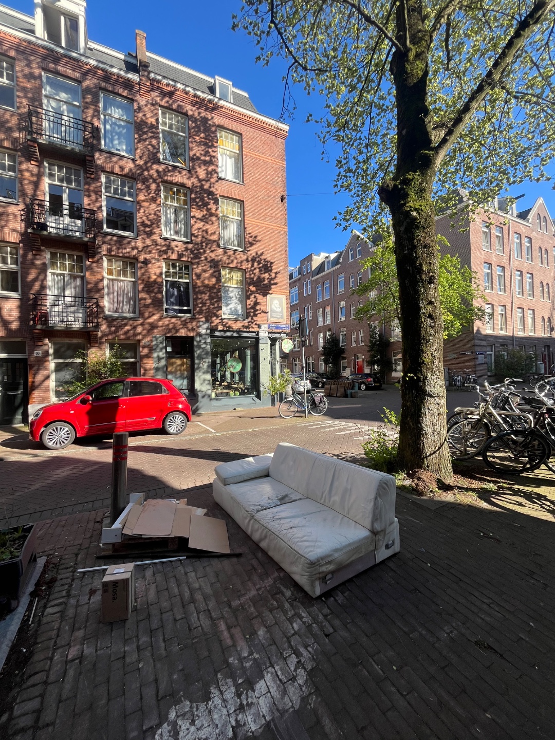 Beautiful white couch 2