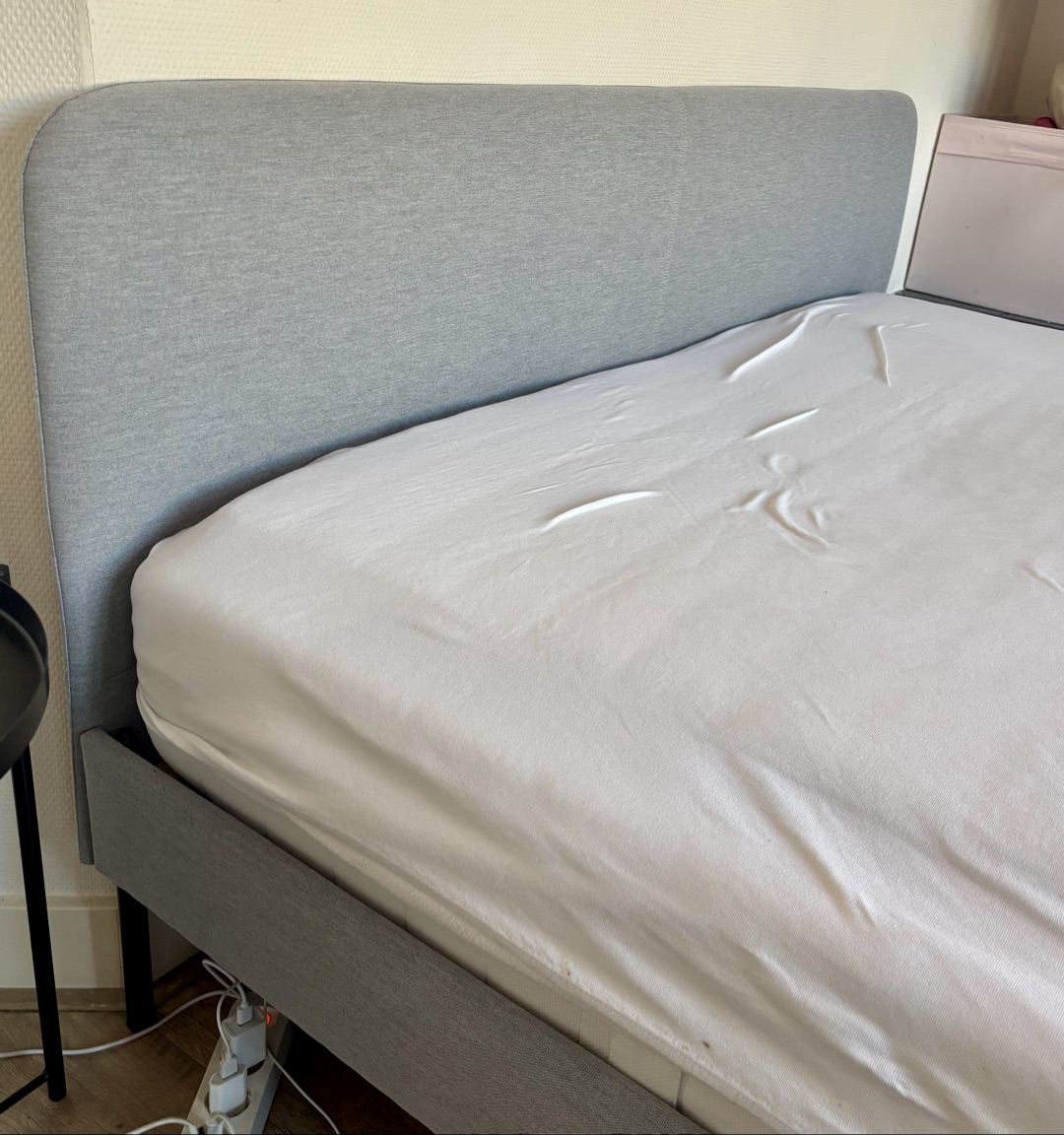Bed op te halen op vrijdag 24 april rond 12.00/13.00 uur (inclusief lattenbodem en matras) dm voor contact 2