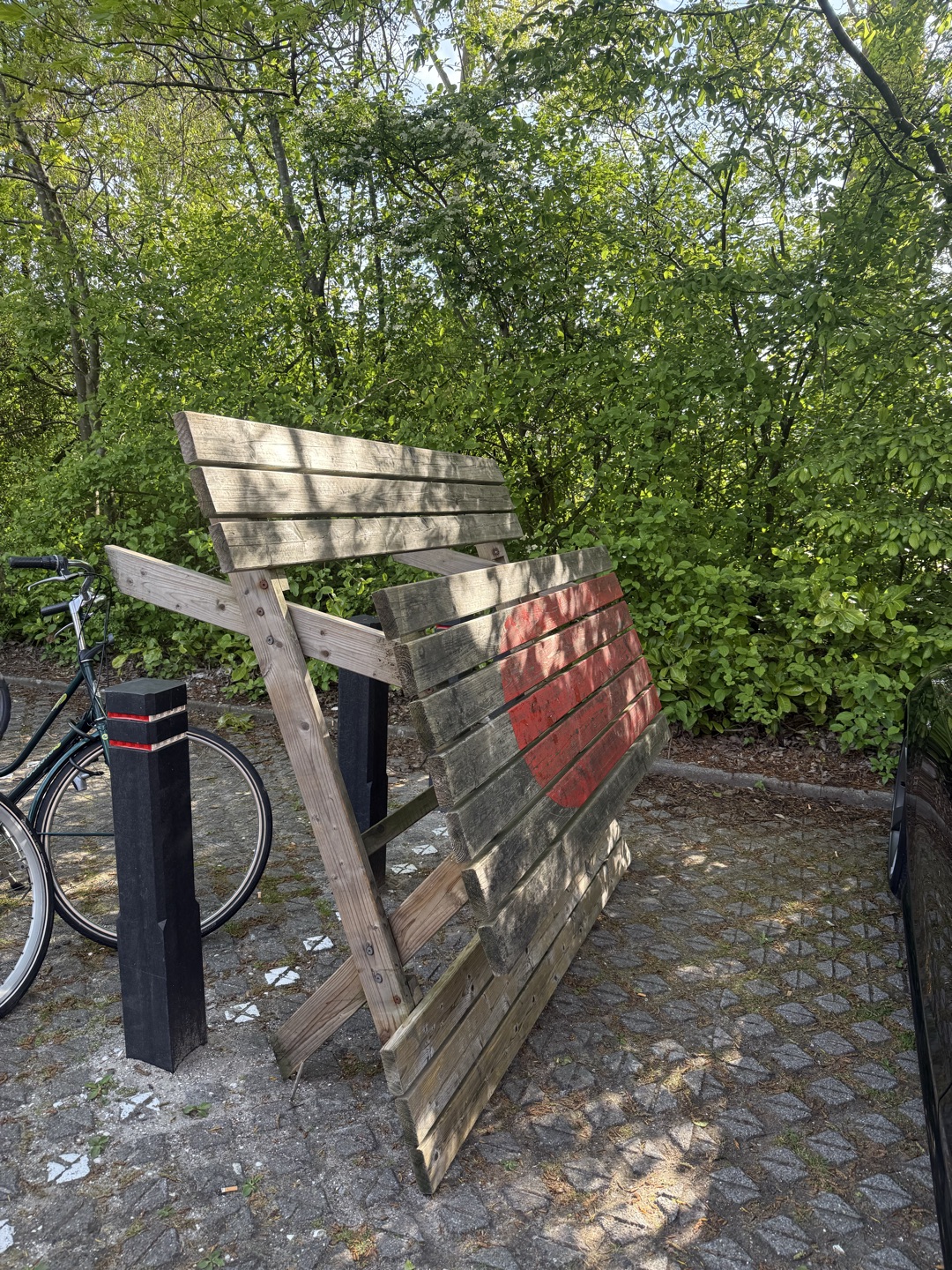 Picknick / biertafel 
Op te halen bij  club Birdies 1