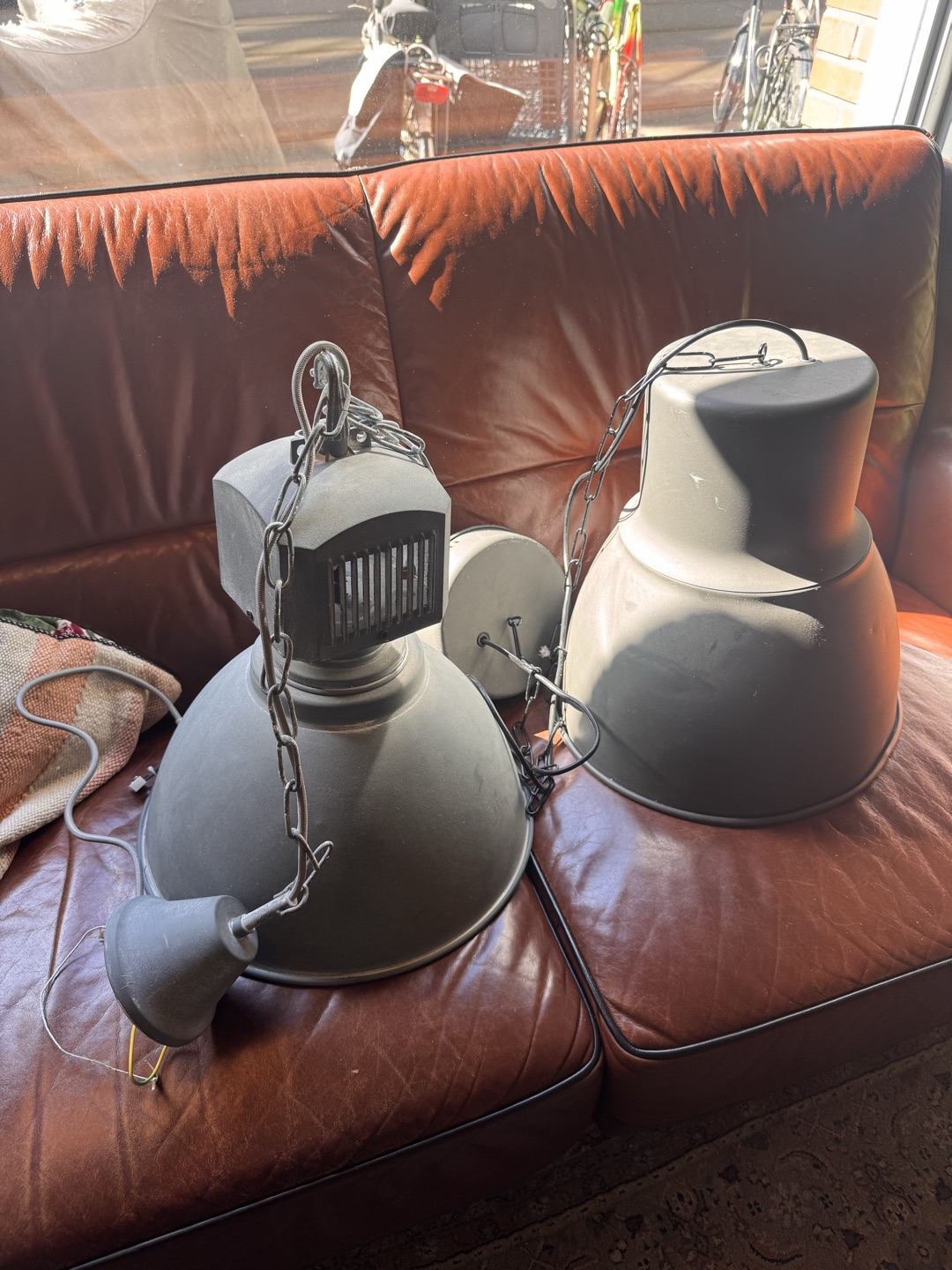 Industrial style hanging lamps, two pieces available from the shop  at 52A Van der Hoopstraat, between 11:00 and 16:00 Tue-Sun
Please do not DM me. first come first served 1
