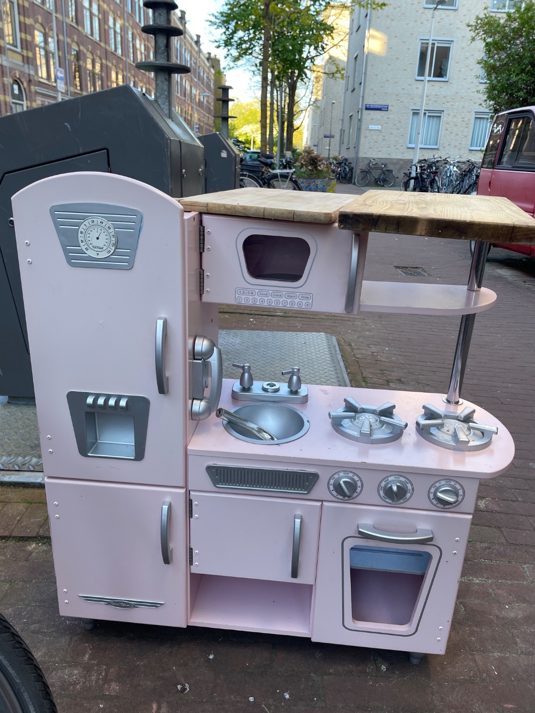 Item found on Amsterdam, West, Frederik Hendrikbuurt, Van Reigersbergenstraat 61 1