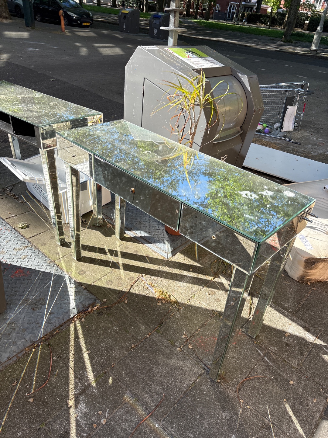 Item found on Amsterdam, Zuid, Apollobuurt, Apollolaan 65 1
