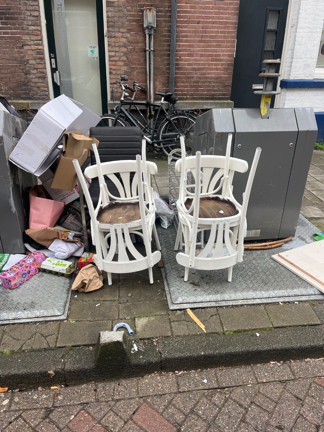 Item found on Amsterdam, Da Costabuurt, Da Costastraat 5 1