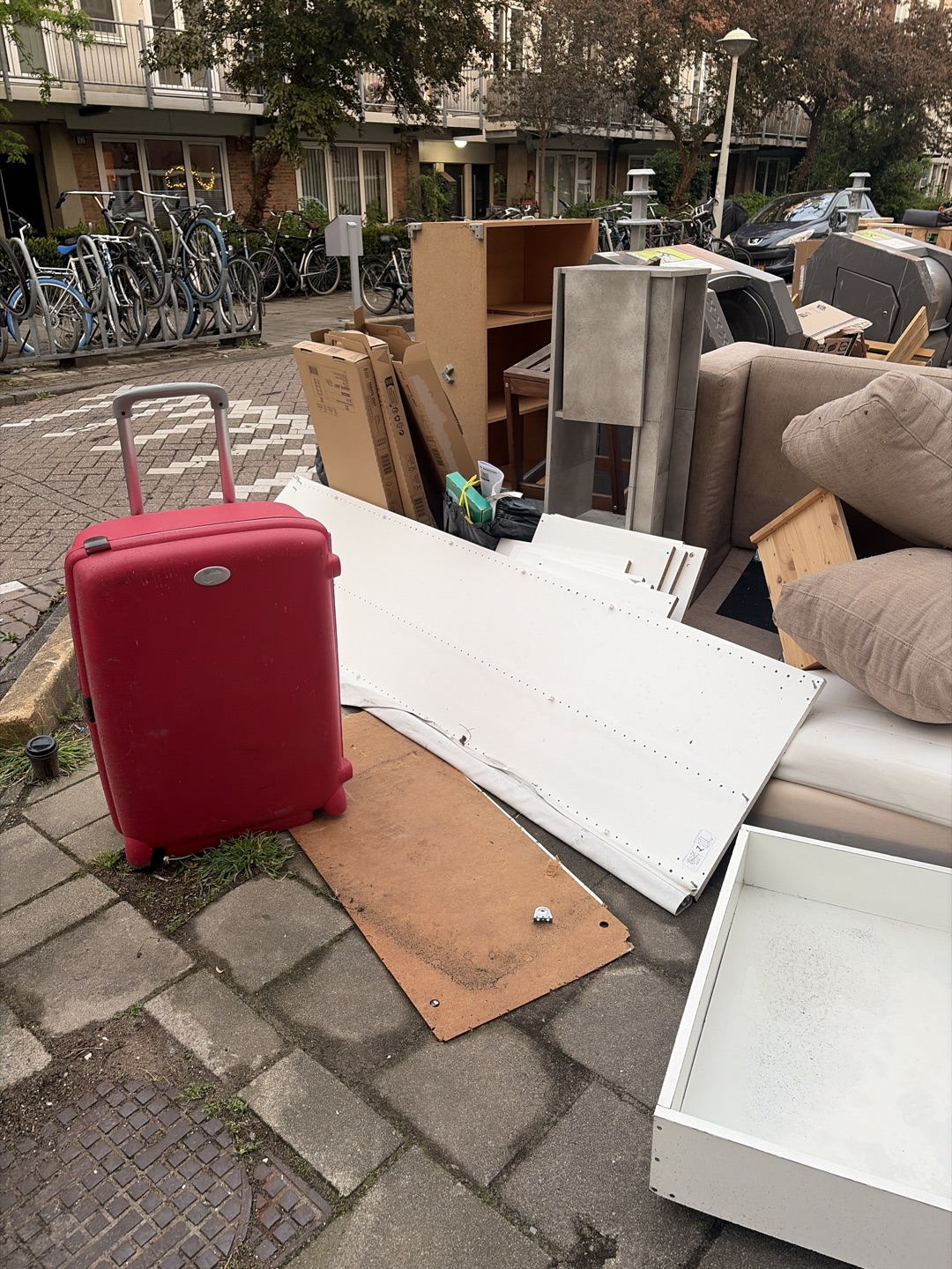 Item found on Amsterdam, Hoofdweg e.o., Marco Polostraat 197 1