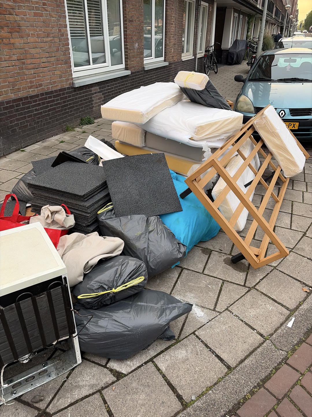 Item found on Amsterdam, Hoofdweg e.o., Balboastraat 2 1