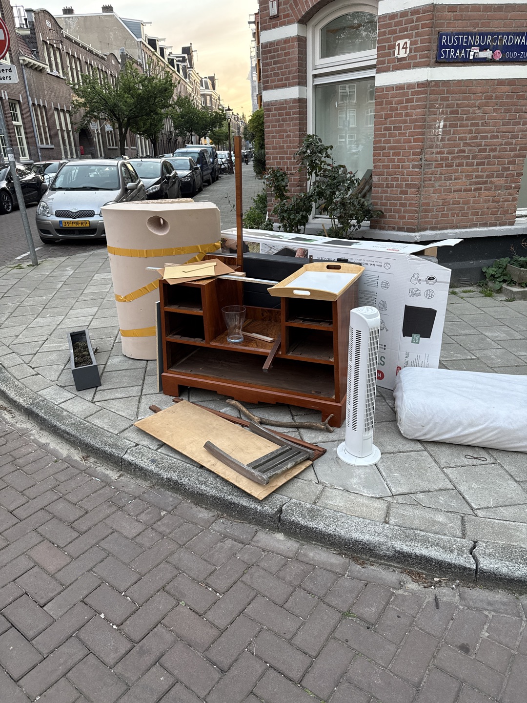 Item found on Amsterdam, De Pijp, Rustenburgerdwarsstraat 14 1