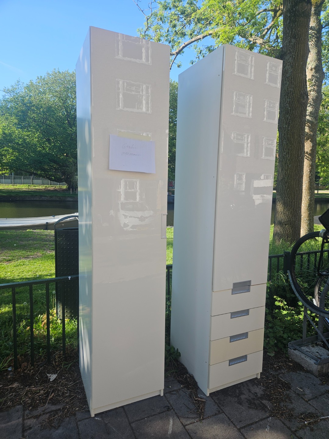 Item found on Amsterdam, Centrum, Burgwallen-Oude Zijde, Sint Agnietenstraat 14 1