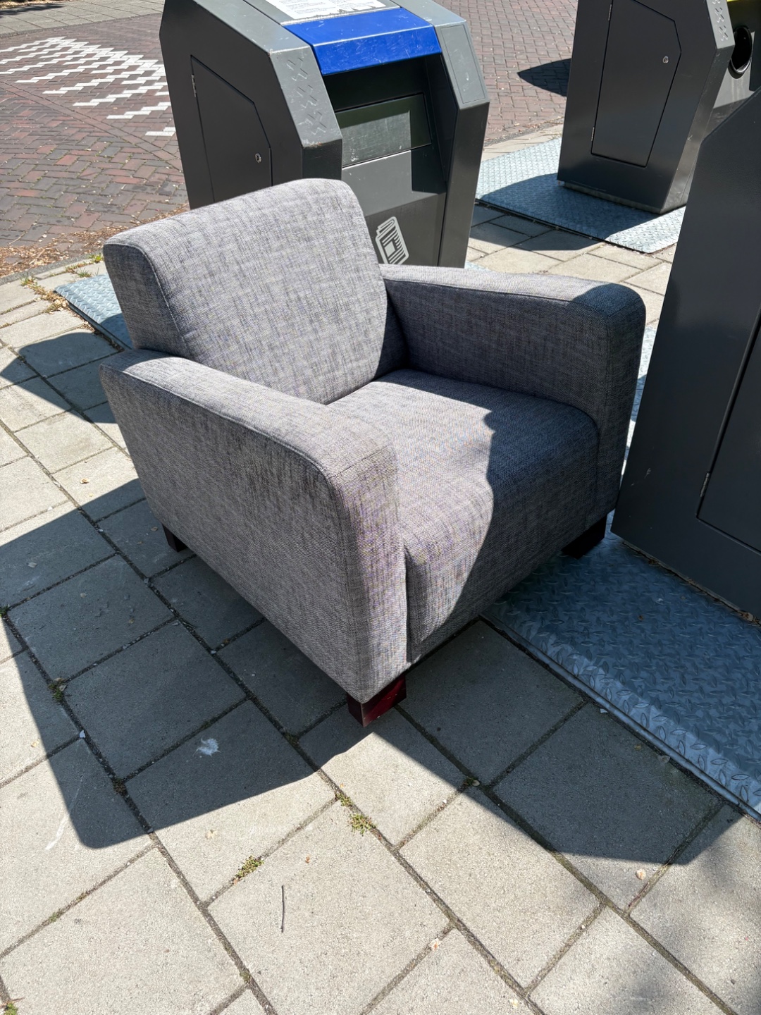Item found on Amsterdam, Zuid, Scheldebuurt, Veluwelaan 21 3