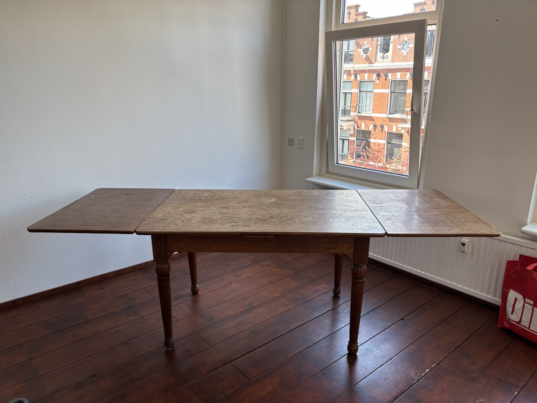 Item found on Amsterdam, Oost, Platanenweg 5 3