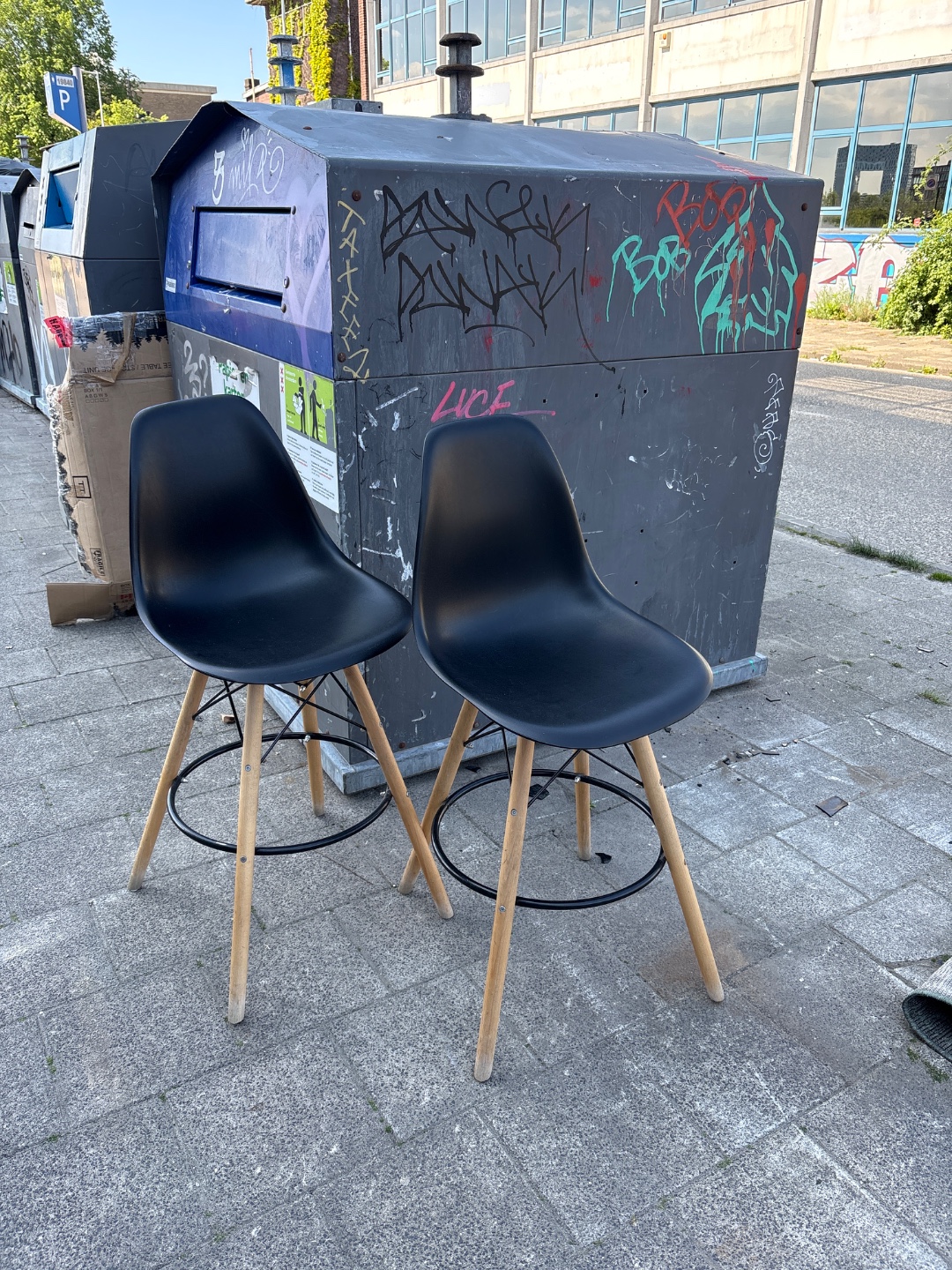 Item found on Amsterdam, Buiksloterham, Papaverweg 127 1