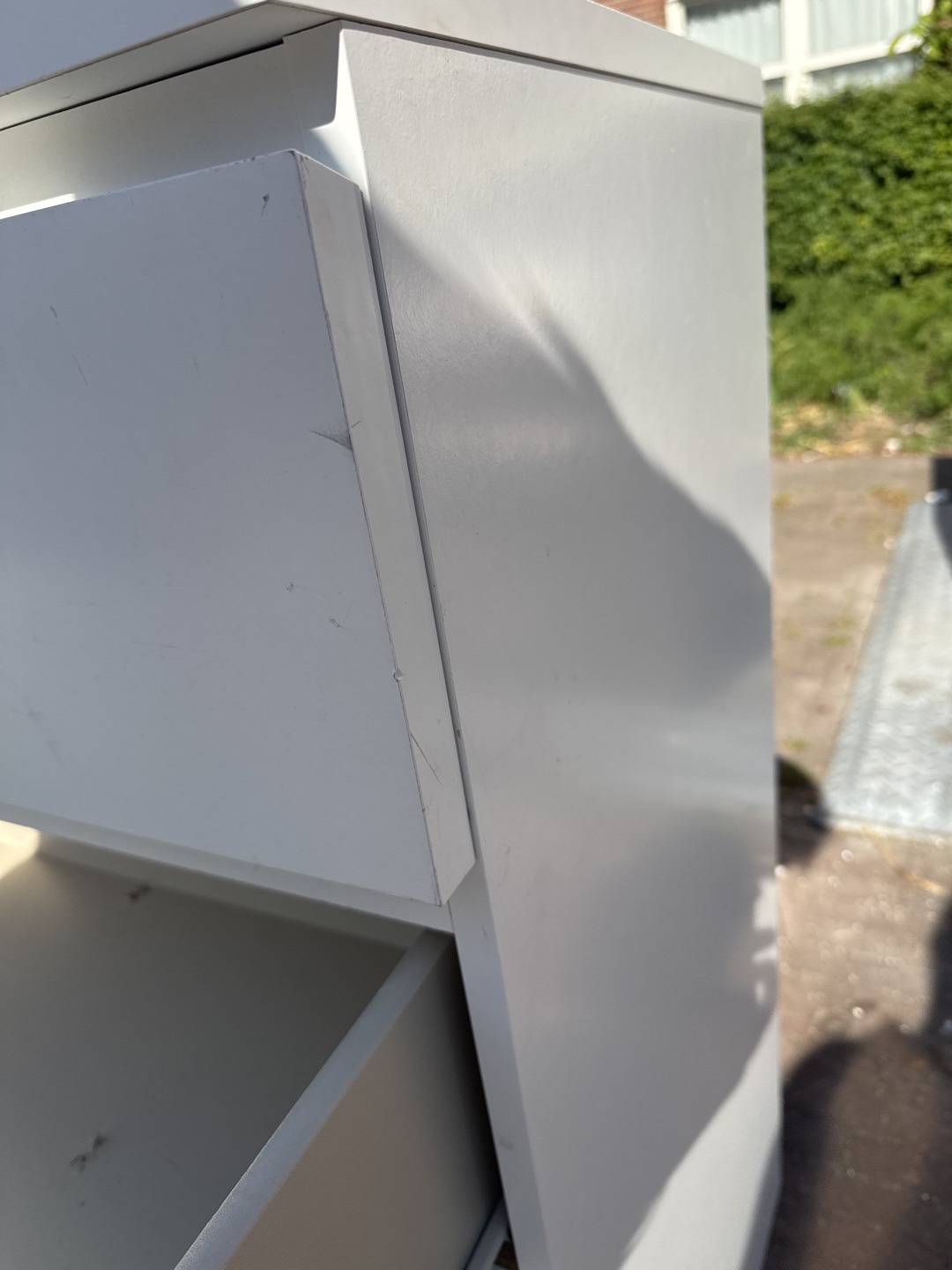 Ikea kast gebruikt, krassen maar kan zeker nog een ronde mee. 2