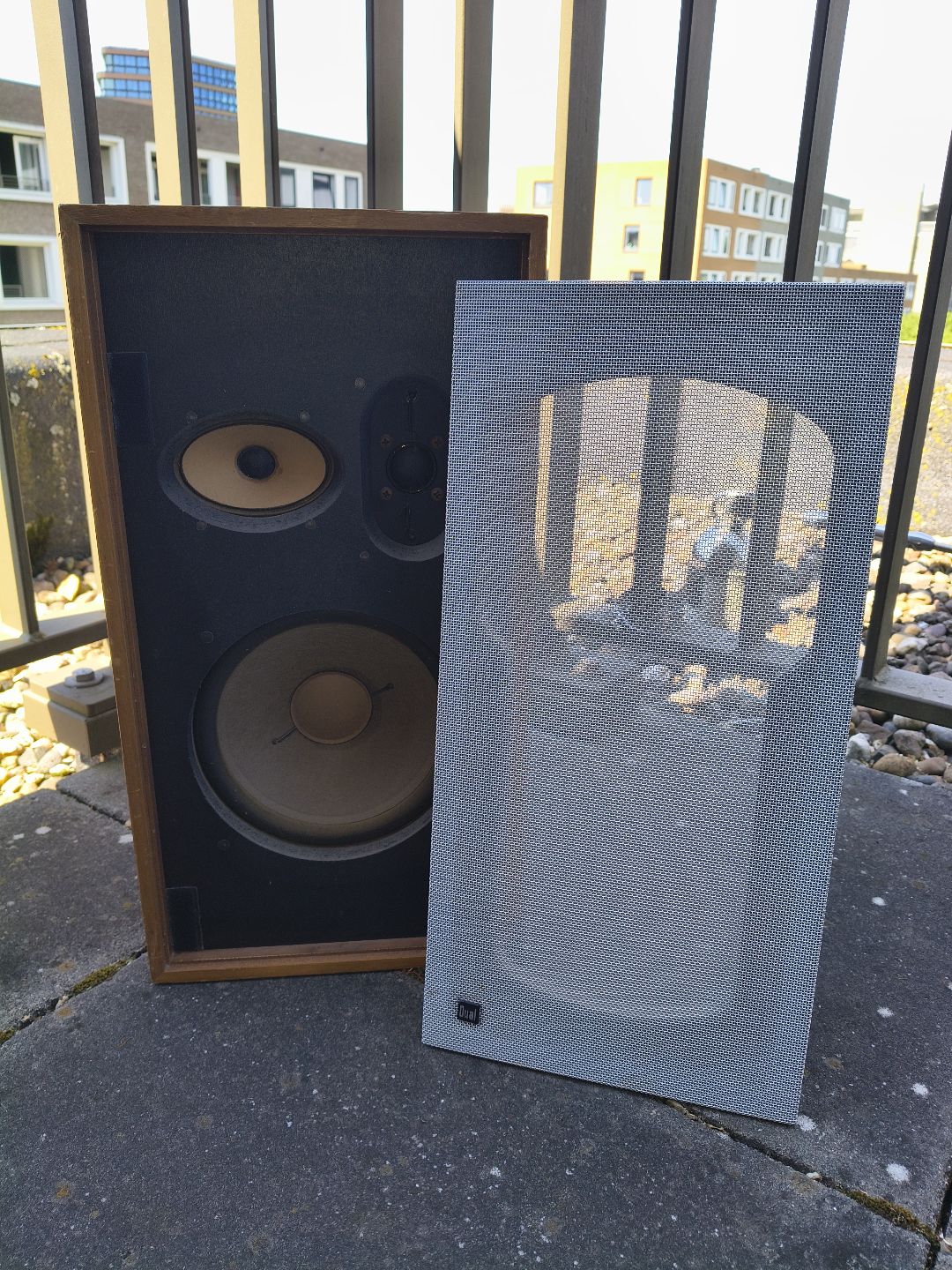 Vintage 3-way speaker by Dual. 2