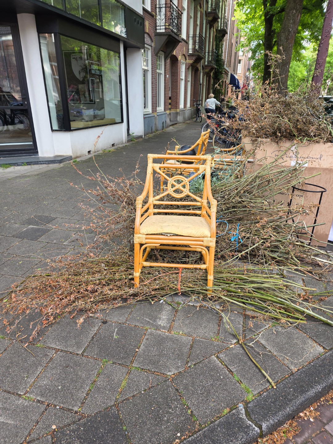 Item found on Amsterdam, Museumkwartier, Van Breestraat 192 1
