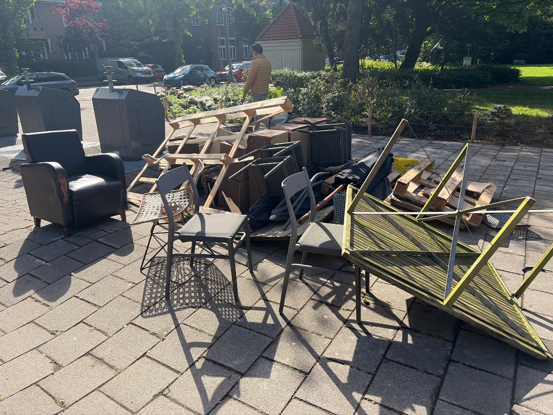 Item found on Amsterdam, Willemspark, Emmaplein 1 1