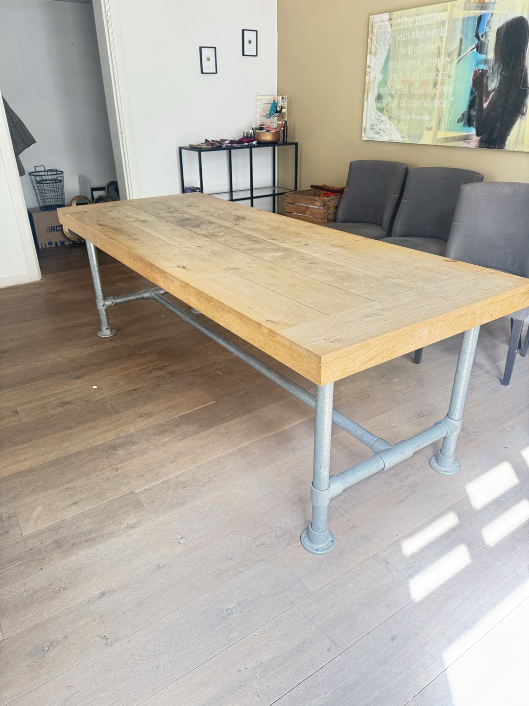 Gratis bij mij thuis op te halen. Zwaar en groot ding dus wel wat mensen nodig. Onderstel kan los van bovenstuk 230 x 90 cm 2