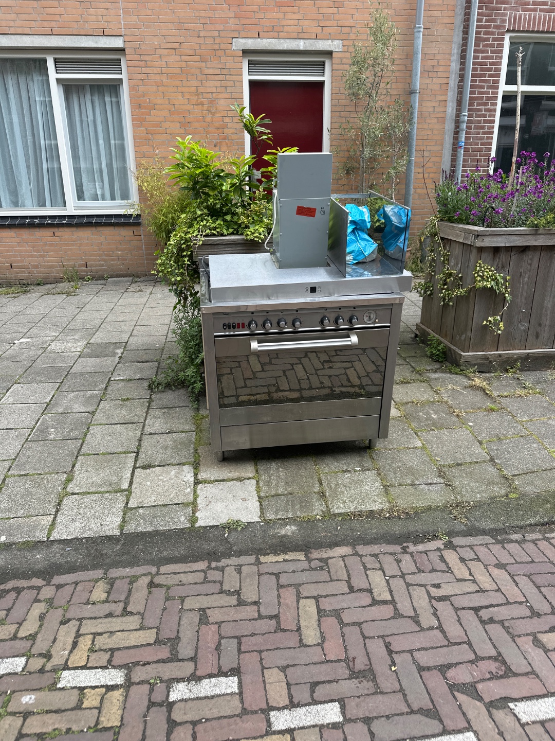 Item found on Amsterdam, De Pijp, Van Ostadestraat 133 1