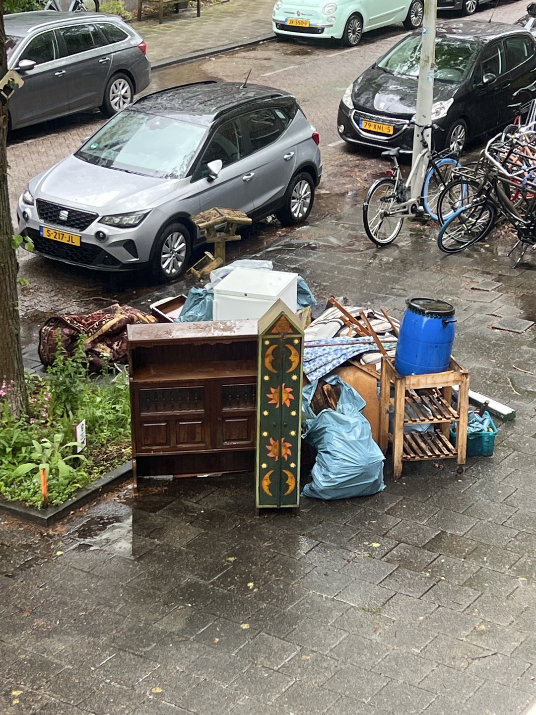 Item found on Amsterdam, Zuid, Hoofddorppleinbuurt, Legmeerstraat 26 1