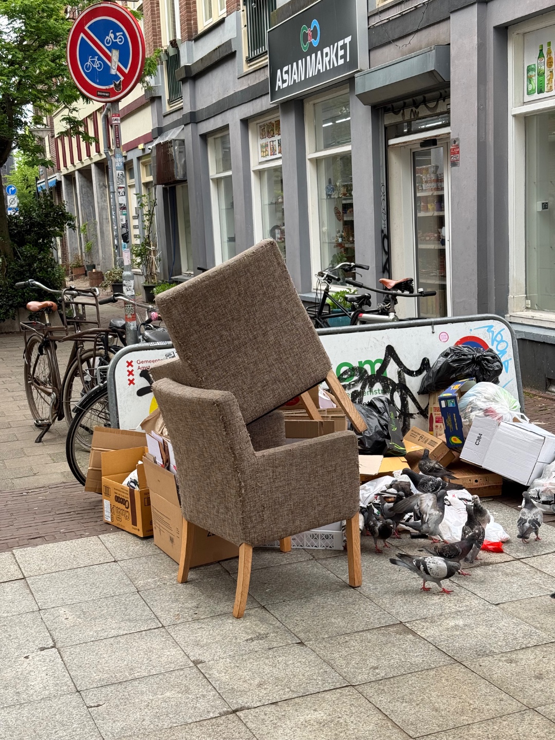 Item found on Amsterdam, De Pijp, Nicolaas Berchemstraat 7 1