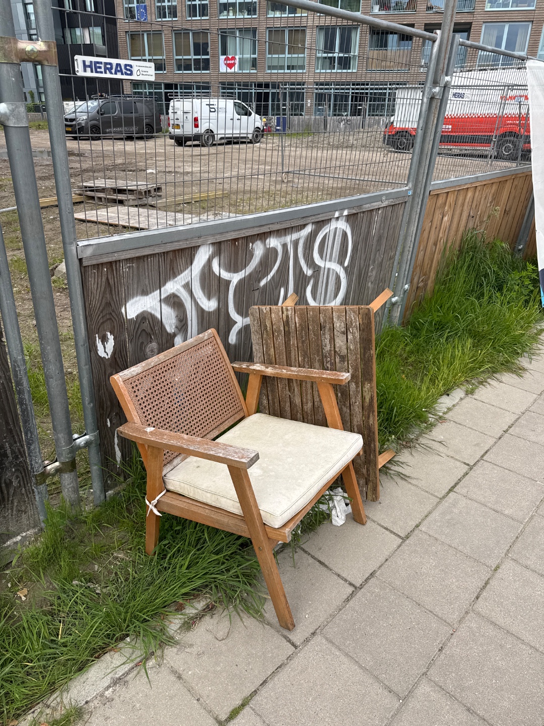 Gorgeous chair with webbing and side table 1