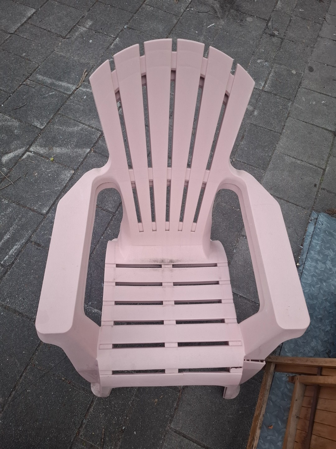 Item found on Amsterdam, Zuid, Stadionbuurt, Van Tuyll van Serooskerkenweg 14 2