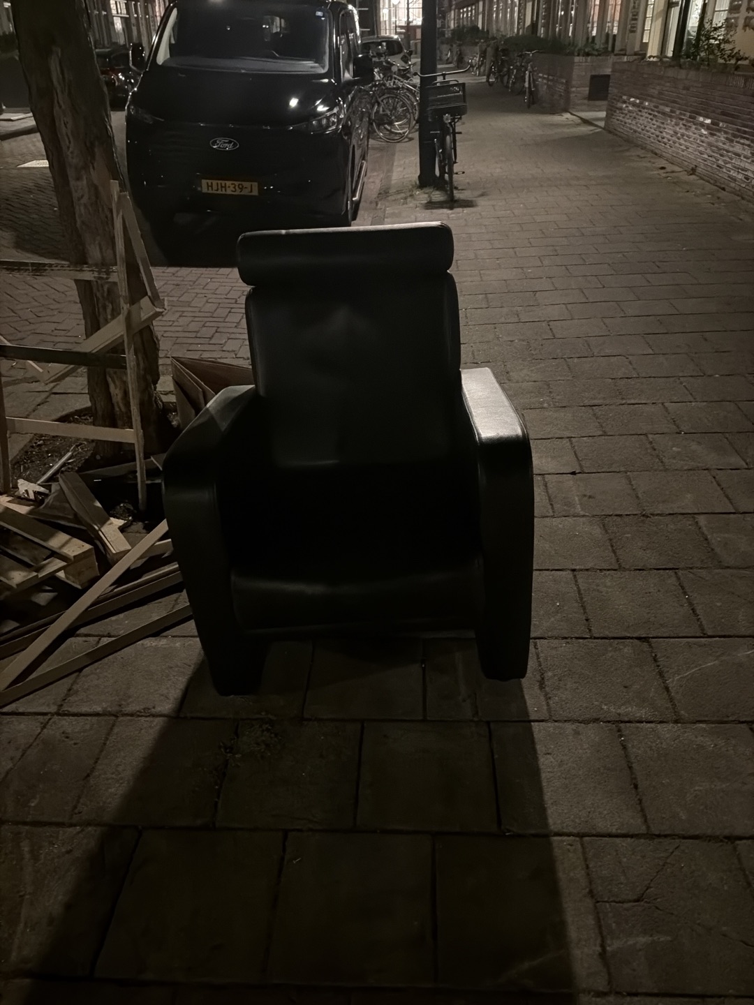 Item found on Amsterdam, Zuid, Stadionbuurt, Eosstraat 402 1