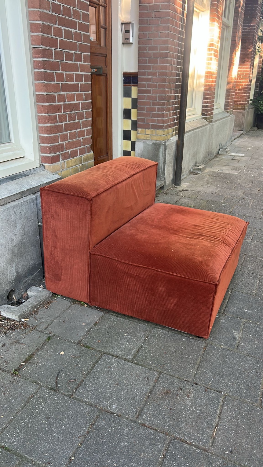 Item found on Amsterdam, Museumkwartier, Van Breestraat 195 1