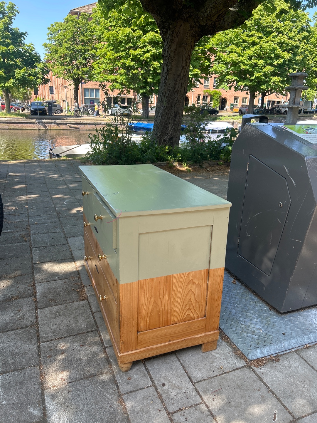 Item found on Amsterdam, Landlust, De Rijpgracht 17 2