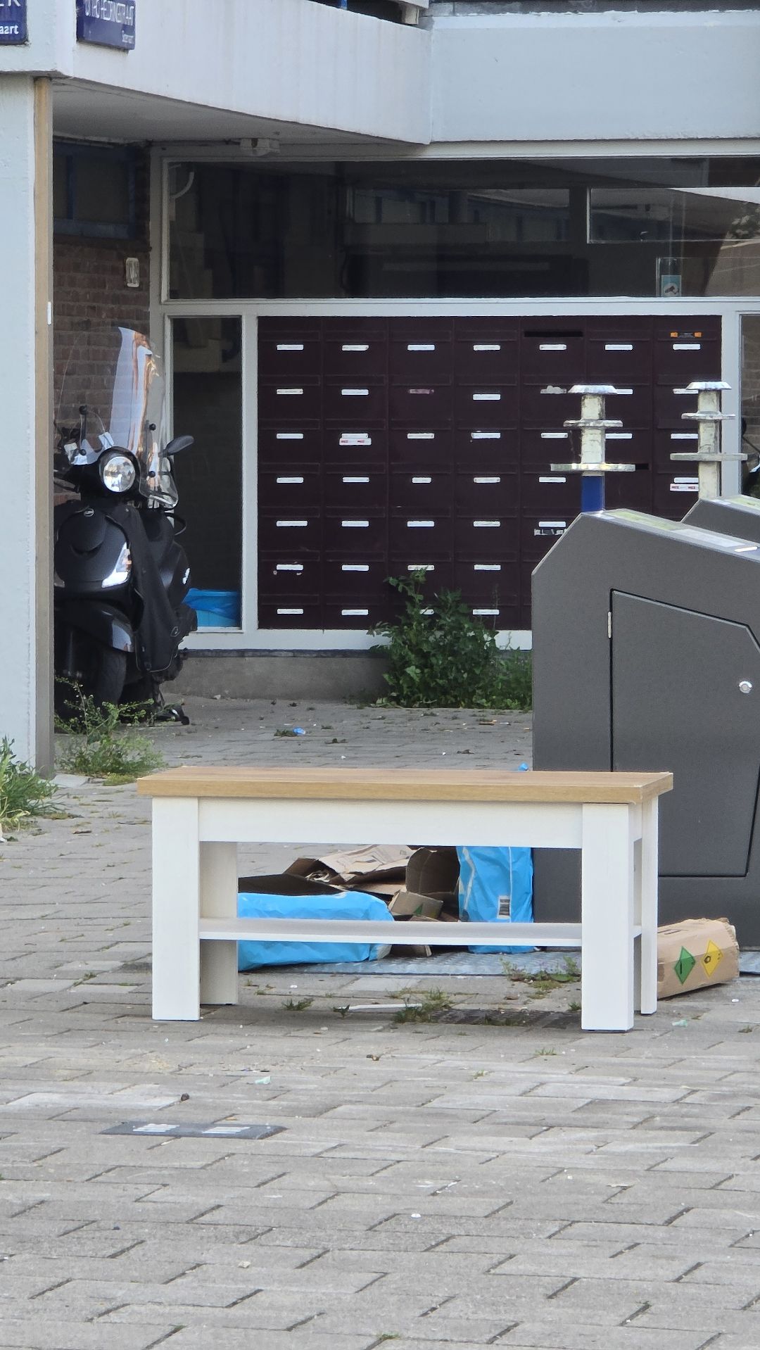 Item found on Amsterdam, Slotervaart, Ottho Heldringstraat 7 1
