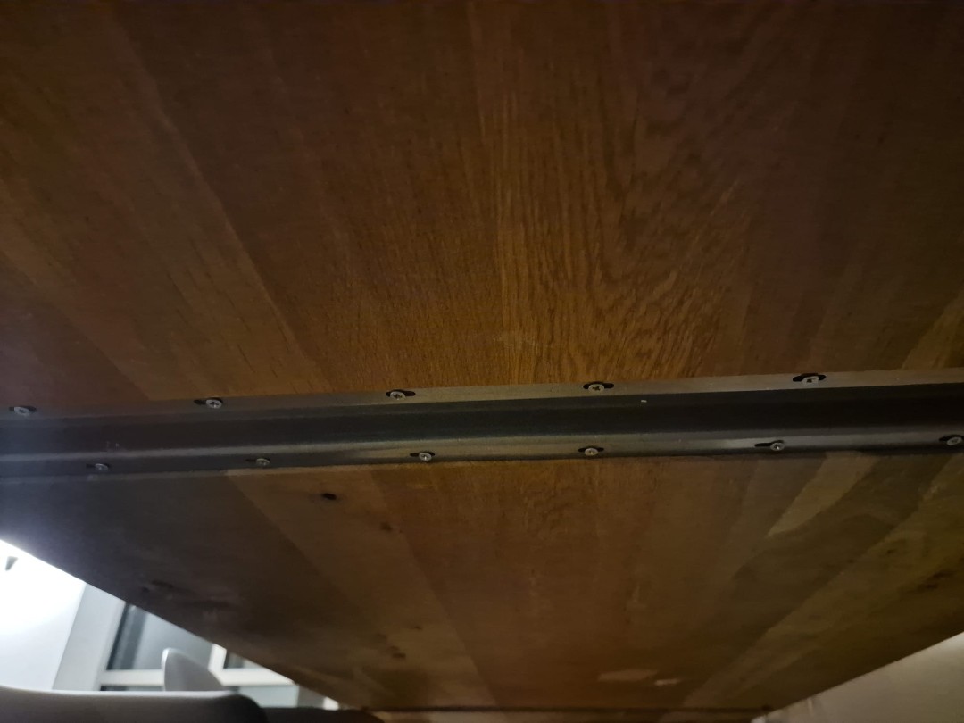 Solid wood table. 200*90cm. Legs can be taken off and it is already disassembled. One leg is loose, but super easy to fix (and the table is heavy so it actually doesn't move because of weight). Need 2 people to carry it, it's heavy. Contact to arrange pick up 2