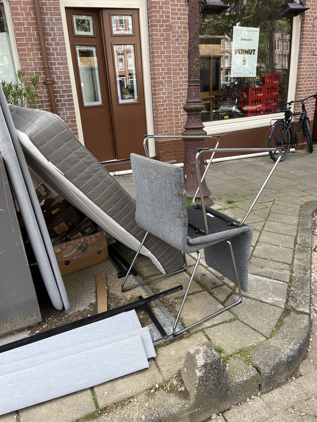 Item found on Amsterdam, West, Oud-West, Jacob van Lennepkade 601 1