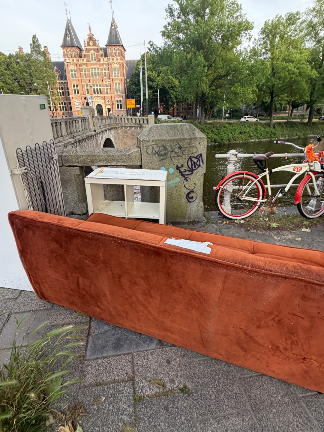 Item found on Amsterdam, Weesperbuurt/Plantage, Alexanderplein 4 2