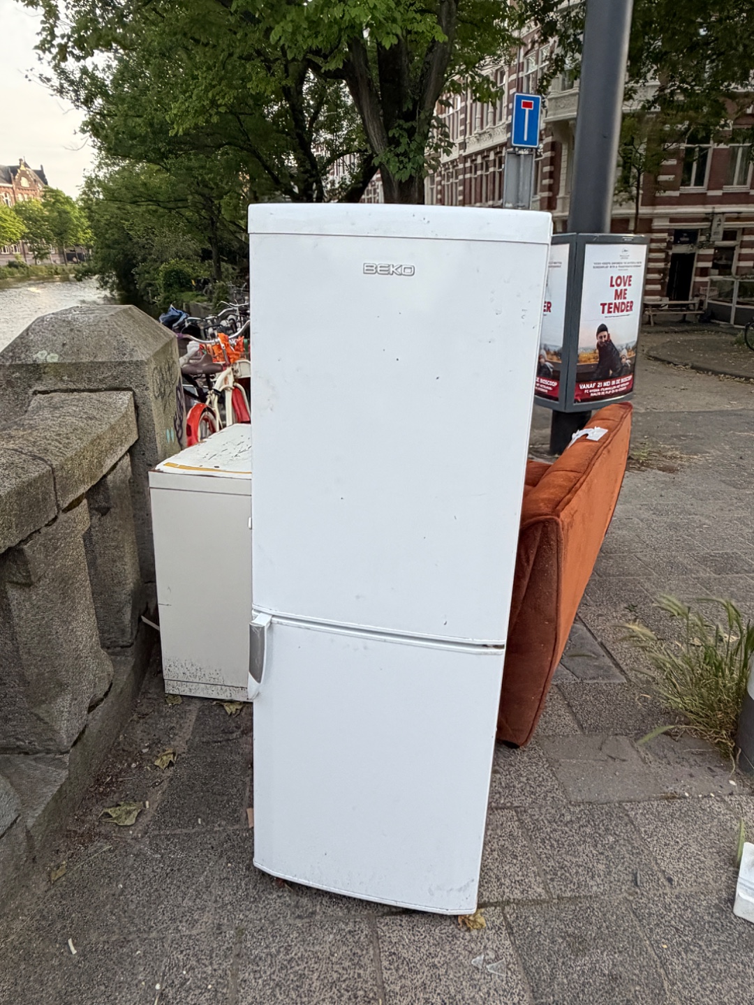 Item found on Amsterdam, Weesperbuurt/Plantage, Alexanderplein 4 3
