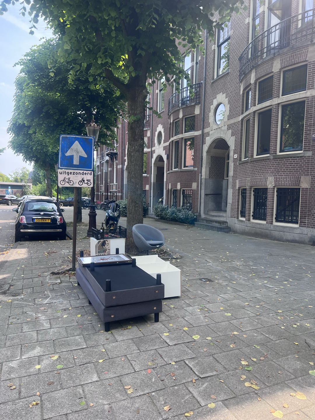 Item found on Amsterdam, Zuid, Willemspark, Sophialaan 47 1