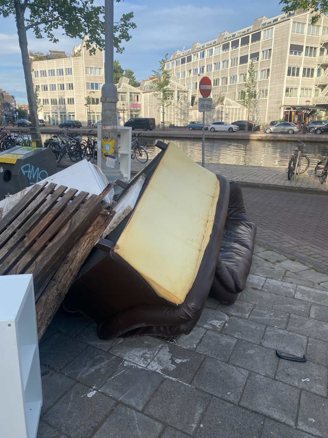 Item found on Amsterdam, West, De Baarsjes, Baarsjesweg 184 2