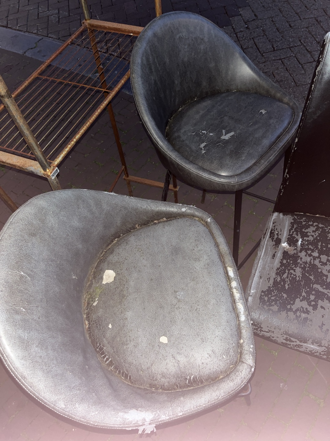 2 bar stools, chair, rusty rack 2
