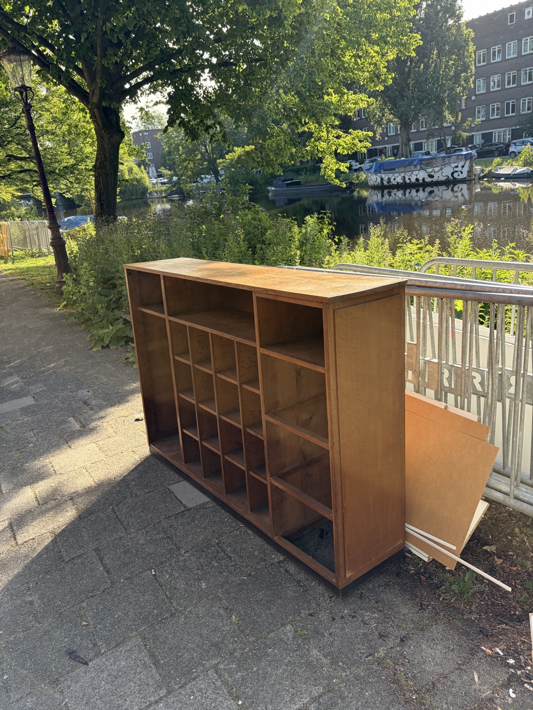 Houten kast 1